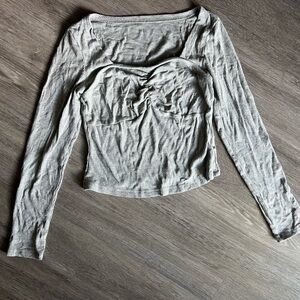 Gray Long Sleeve Women's Cropped Top